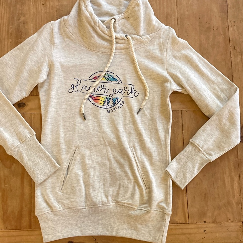 New, super soft light weight sweatshirt
